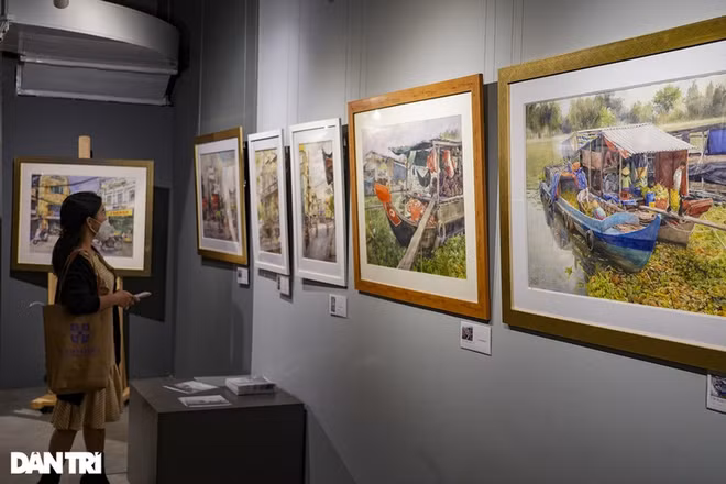 Painting exhibition shows French artist’s love for Vietnam ảnh 2