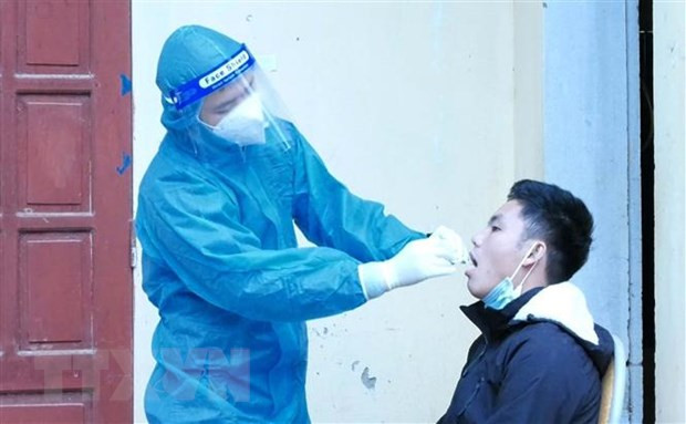 Vietnam confirms 15,959 COVID-19 cases on January 19 ảnh 1