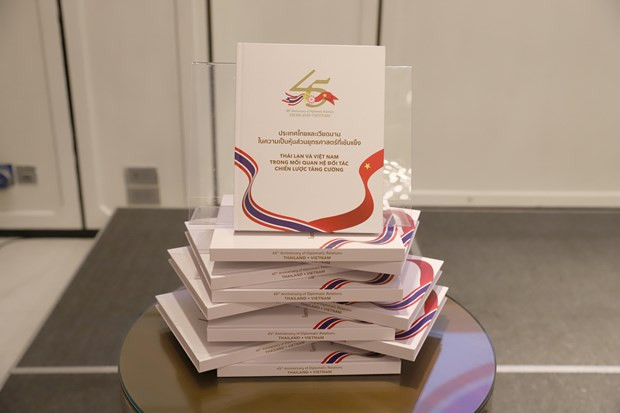 Book on Vietnam-Thailand trade, investment released in Bangkok ảnh 1
