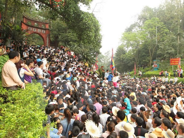 Incense offering ceremony held in honour of Hung Kings ảnh 1 Incense offering ceremony held in honour of Hung Kings ảnh 1