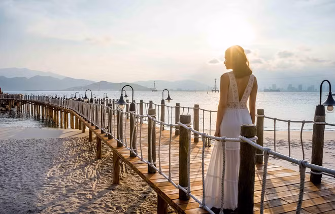 Tourism businesses dependent on travel rules as borders reopen ảnh 1