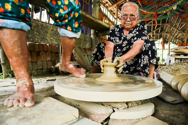 Discovering artisans' skills in Thanh Ha ancient pottery village ảnh 2 Discovering artisans' skills in Thanh Ha ancient pottery village ảnh 2