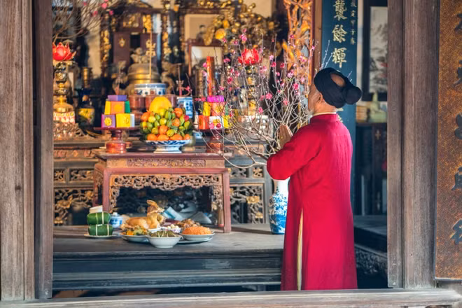 Ancestor worship reminds people of their roots ảnh 1