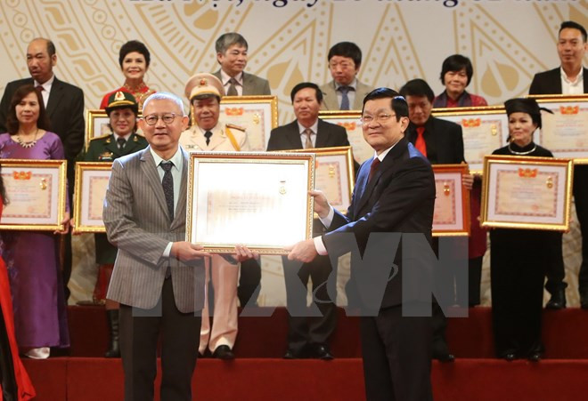 State leader bestows People’s Artist title ảnh 1 State leader bestows People’s Artist title ảnh 1