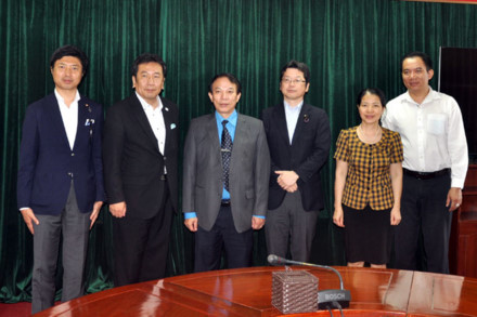 Japan’s Democratic Party talks labour with Vietnam confederation ảnh 1 Japan’s Democratic Party talks labour with Vietnam confederation ảnh 1