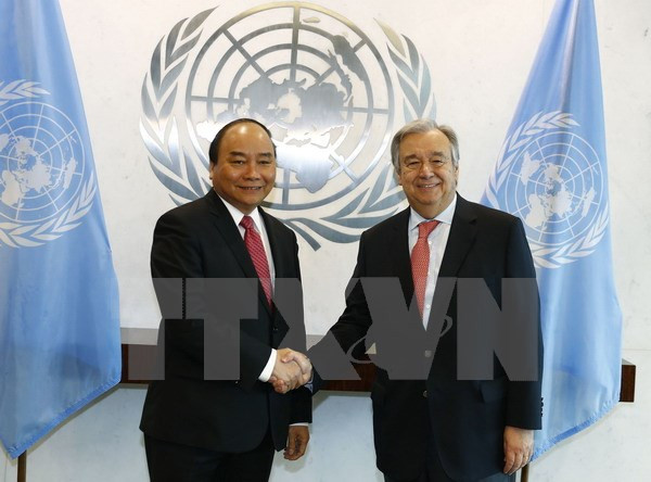 PM Nguyen Xuan Phuc holds talks with UN Secretary General ảnh 1 PM Nguyen Xuan Phuc holds talks with UN Secretary General ảnh 1