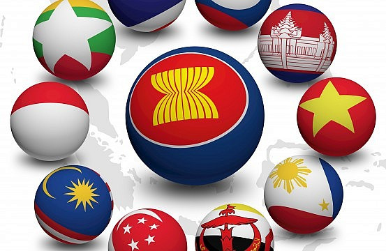Community establishment marks ASEAN new development stage ảnh 1