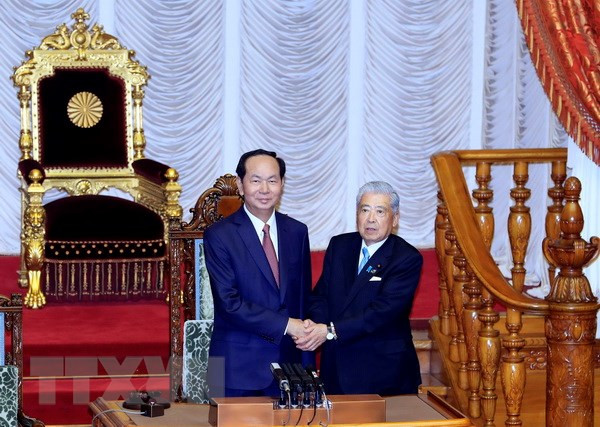 President meets Speaker of Japan’s House of Councillors ảnh 1
