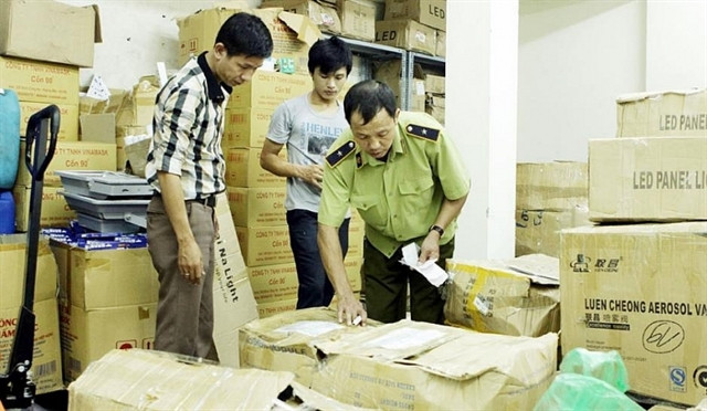 HCM City, southern provinces step up efforts against fake goods ảnh 1