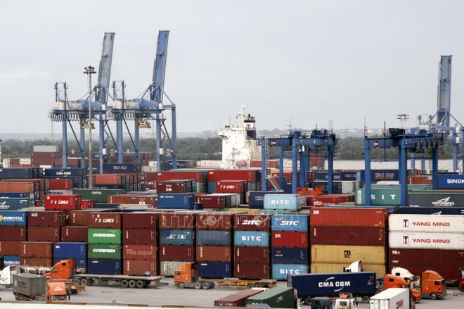 Czech newspaper: Vietnam – bright spot in COVID-19 combat, economic growth ảnh 1 Czech newspaper: Vietnam – bright spot in COVID-19 combat, economic growth ảnh 1
