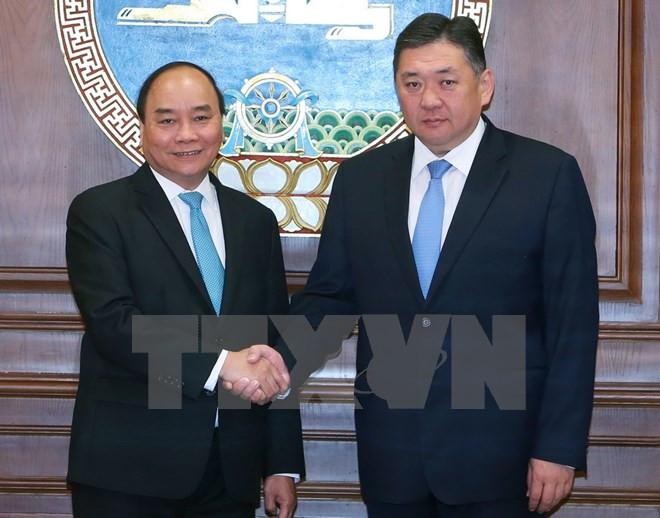 PM meets Mongolian parliament speaker ảnh 1