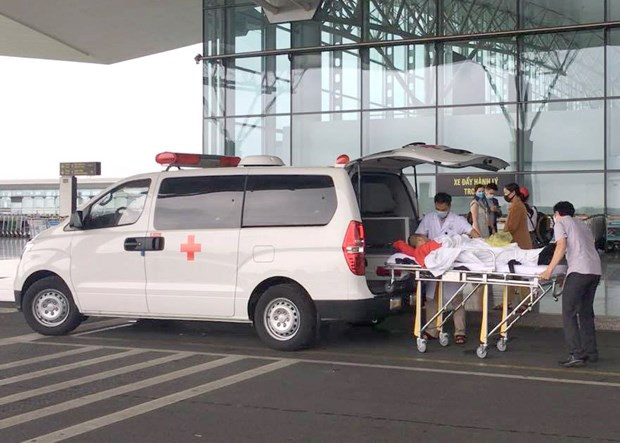 US embassy thanks Viet Duc Hospital doctors for saving citizen ảnh 1