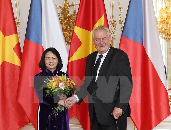 Vietnam, Czech Republic to boost multi-faceted ties ảnh 1 Vietnam, Czech Republic to boost multi-faceted ties ảnh 1