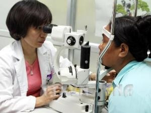 Diabetes patients in the south to get free eye care ảnh 1