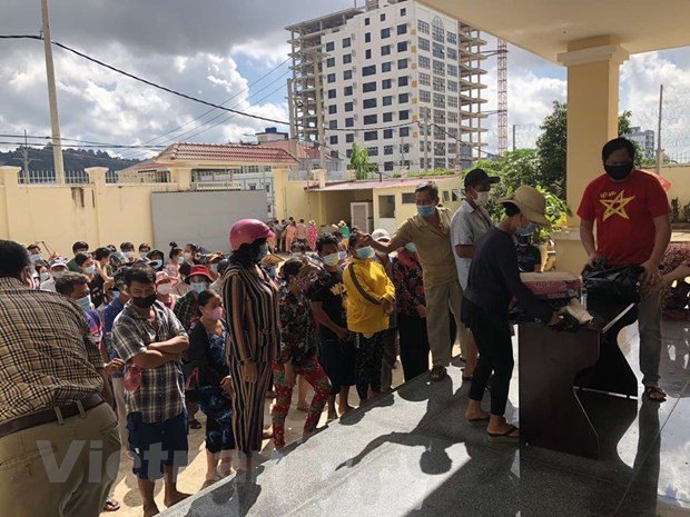 Relief aid provided for needy households in Cambodia’s Preah Sihanouk ảnh 1