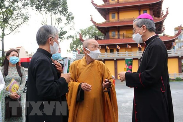 Greetings extended to Buddhists in HCM City on Buddha’s birthday ảnh 2