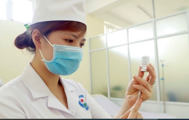 Vaccinated people nears 900,000 mark, as ministry in talks for mRNA technology transfer ảnh 1 Vaccinated people nears 900,000 mark, as ministry in talks for mRNA technology transfer ảnh 1