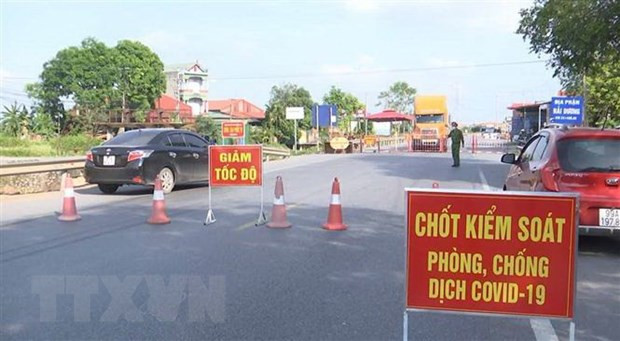 Deputy PM orders maintaining readiness in pandemic fight ảnh 1 Deputy PM orders maintaining readiness in pandemic fight ảnh 1