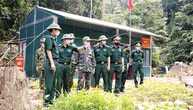 Army to support localities in fight against COVID-19: Minister ảnh 2