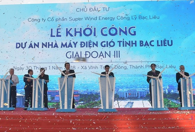 More turbines installed for Bac Lieu Wind Power Plant ảnh 1