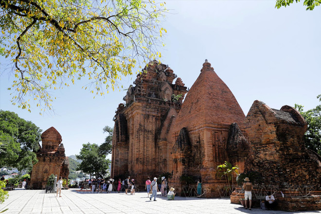 Khanh Hoa strives to fully tap maritime tourism potential ảnh 2