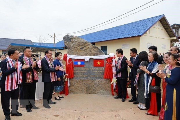 Vietnam helps Laos develop educational infrastructure: Lao media ảnh 1