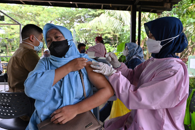 Indonesia declares end of COVID-19 pandemic ảnh 1