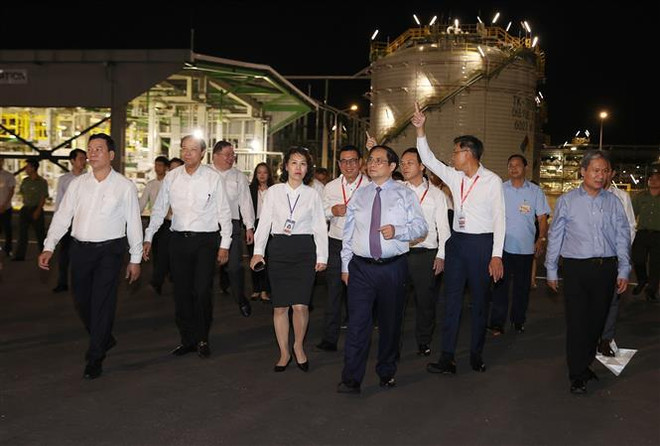PM inaugurates important items of Southern Petrochemical Complex project ảnh 2 PM inaugurates important items of Southern Petrochemical Complex project ảnh 2