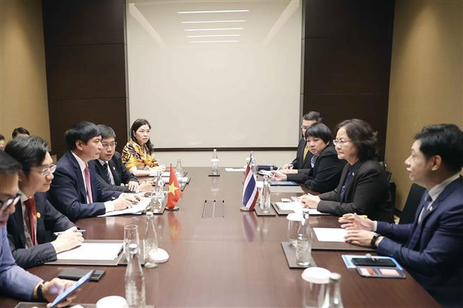 NA General Secretary meets Thai, Indonesian, Lao counterparts in Indonesia ảnh 1 NA General Secretary meets Thai, Indonesian, Lao counterparts in Indonesia ảnh 1