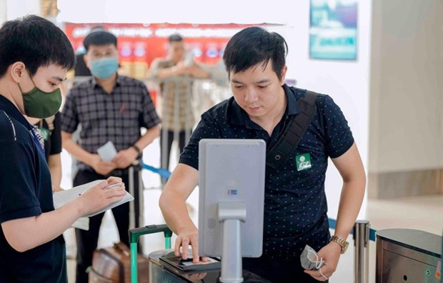 E-identification used for domestic air passengers from August 2 ảnh 1