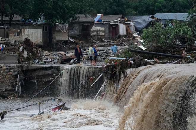  Vietnam sends sympathy to China over flood losses ảnh 2