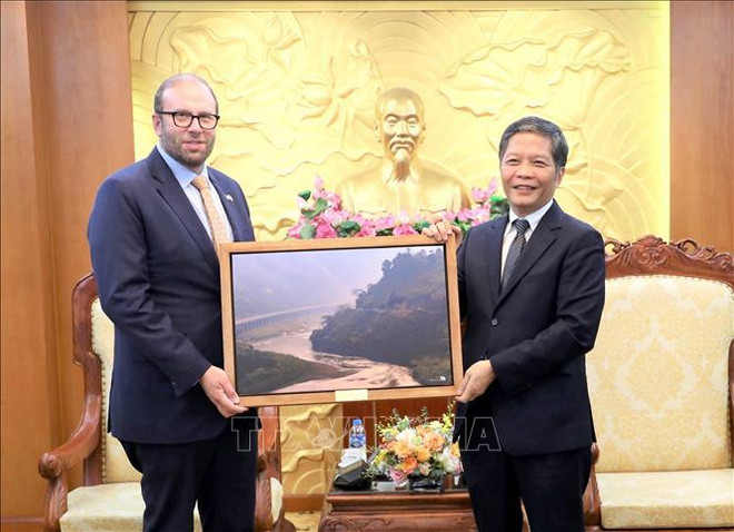 US – one of Vietnam's leading important partners: official ảnh 1