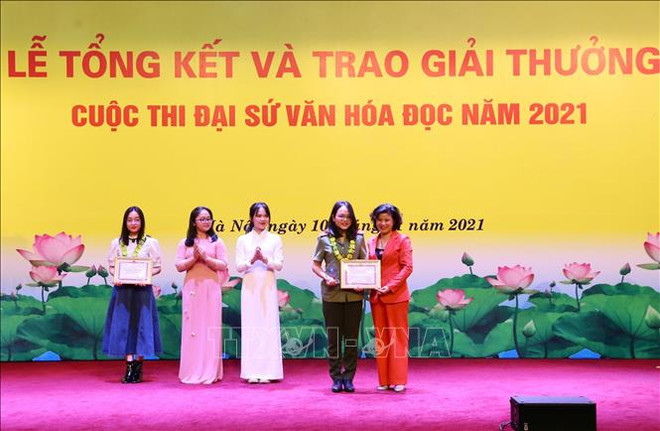 Winners of 2021 Reading Culture Ambassador Contest honoured ảnh 1