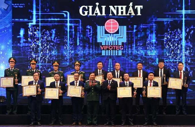 Winners of Vietnam Science & Technology Innovation Awards 2020 honoured ảnh 1