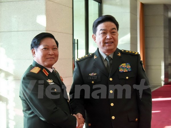 Vietnamese defence minister meets Chinese counterpart in Beijing ảnh 1 Vietnamese defence minister meets Chinese counterpart in Beijing ảnh 1