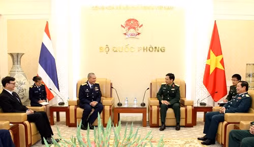 Vietnam, Thailand expand defence cooperation ảnh 1