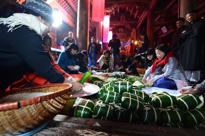 Lunar New Year festival organised at ancient communal house ảnh 1