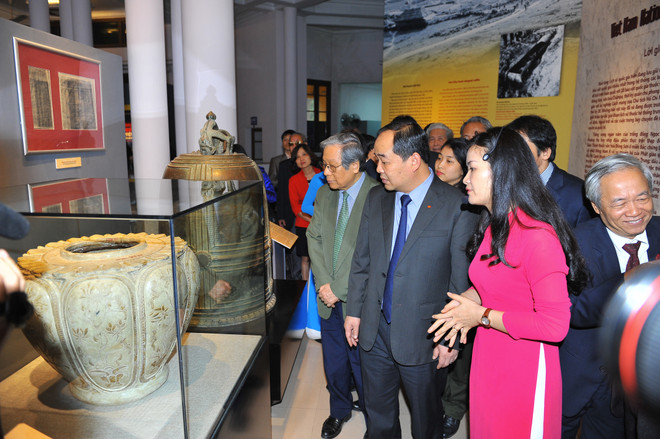 Eighteen national treasures exhibited for first time ảnh 1