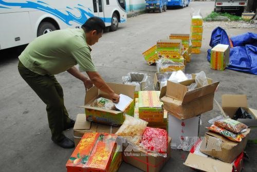 HCM City launches Tet food complaint line ảnh 1 HCM City launches Tet food complaint line ảnh 1