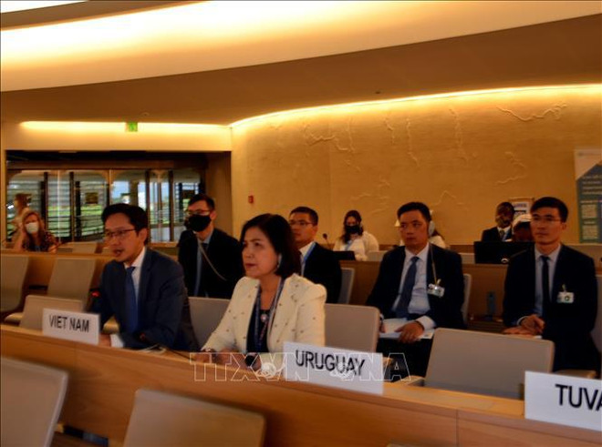 UN Human Rights Council adopts Vietnam-initiated resolution on human rights, climate change ảnh 1 UN Human Rights Council adopts Vietnam-initiated resolution on human rights, climate change ảnh 1