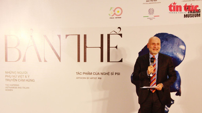 Exhibition features inspiring Vietnamese, Italian women ảnh 1