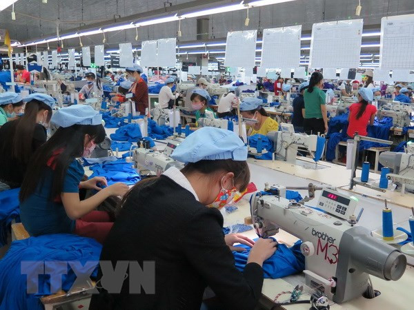Textile, footwear companies feel confident ảnh 1
