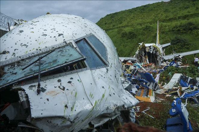 Condolences to India over plane crash ảnh 1