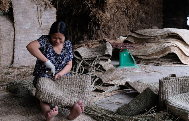 Vietnamese firms make every effort to overcome 'COVID-19 storm' ảnh 1 Vietnamese firms make every effort to overcome 'COVID-19 storm' ảnh 1