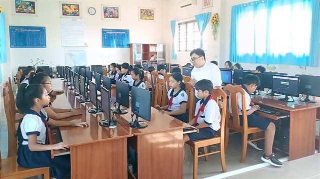 Digital classes to ease teacher shortage in HCM City ảnh 1