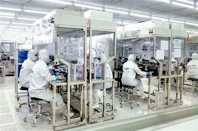 Vietnam looks to remain strong competitor for global FDI ảnh 1