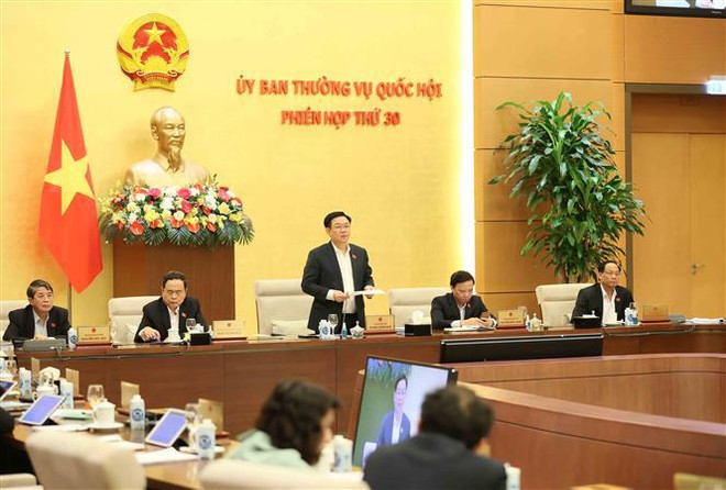 NA Standing Committee wraps up 30th meeting ảnh 1