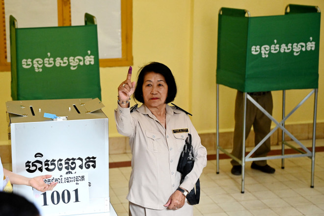 99.9% of eligible Cambodian voters go to the polls ảnh 1