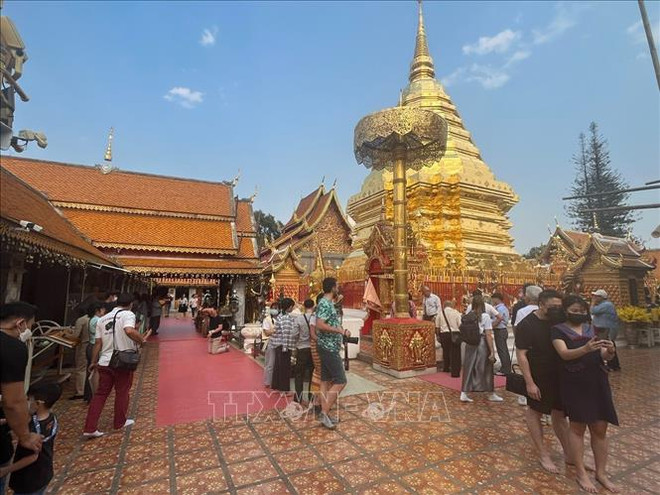 Thailand attracts nearly 6 million foreign tourists in first eight weeks of 2024 ảnh 1