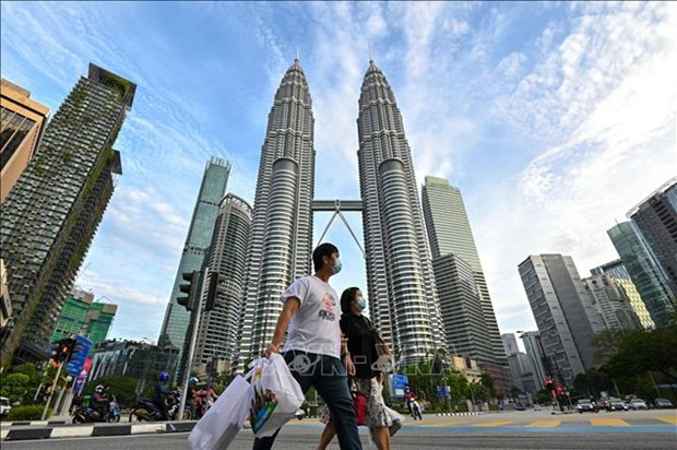 Malaysia to raise service tax from March ảnh 1 Malaysia to raise service tax from March ảnh 1
